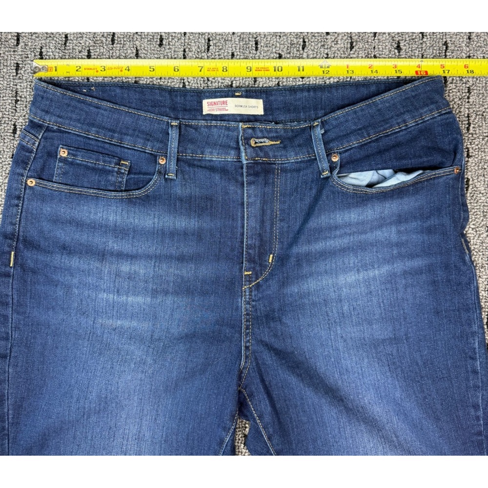 Signature by Levi Strauss Womens Bermuda Shorts Dark Wash Cuff Stretch Denim 34 - Picture 6 of 9